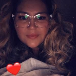 Meet your Posher, Maxine